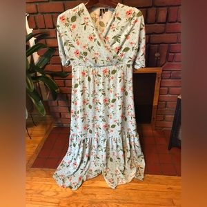 Vero moda beautiful long dress used once size S